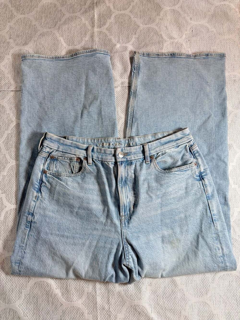 American Eagle Curvy High Rise Baggy Fit Wide Leg Denim